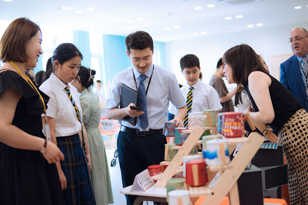 惠立艺术展,南通惠立学校